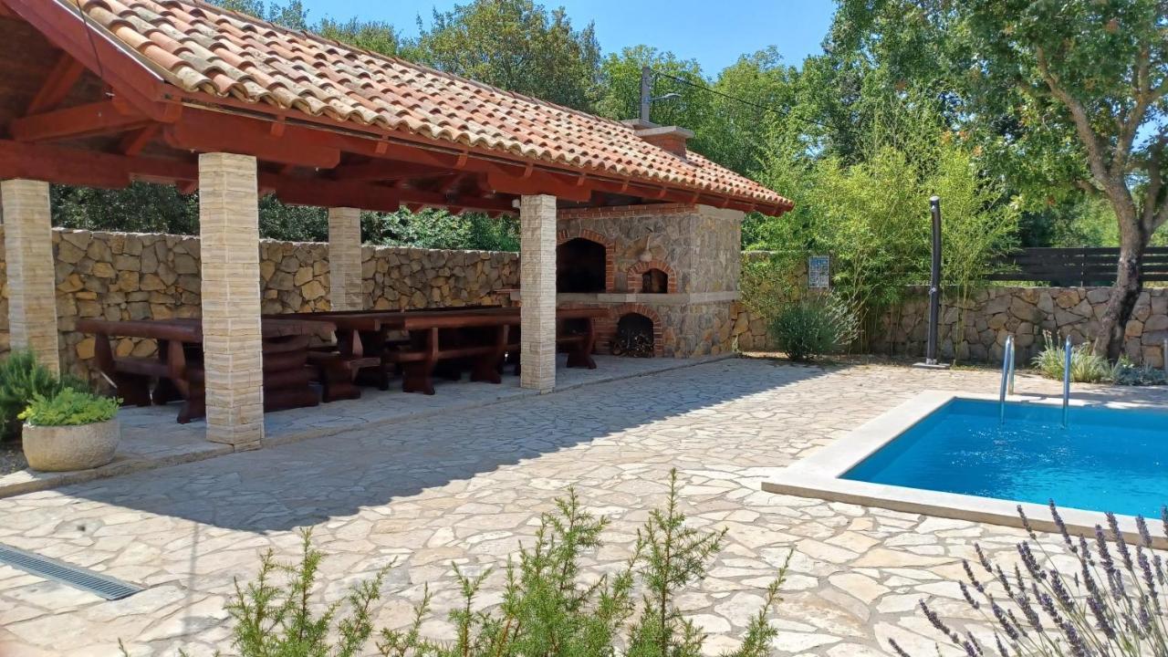 Apartmani Ivica كرك المظهر الخارجي الصورة